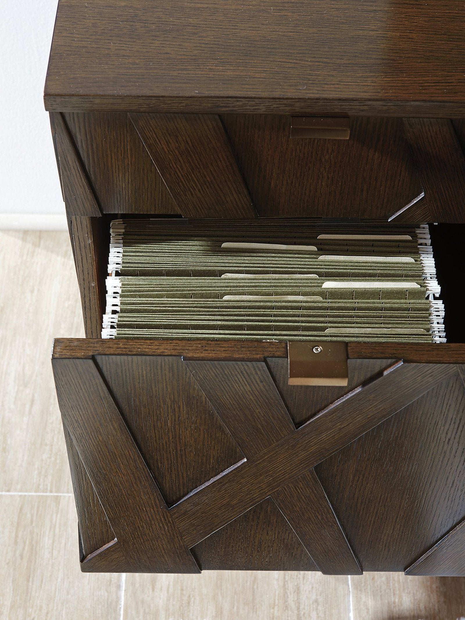 Sligh Cross Effect Ellison Media Center