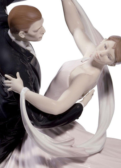 Lladro Elegant Foxtrot Couple Figurine Limited Edition