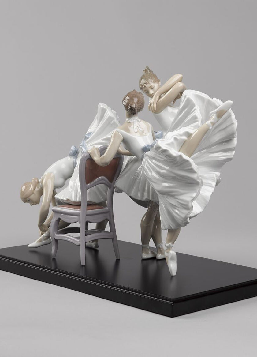 Lladro Backstage Ballet Figurine Limited Edition