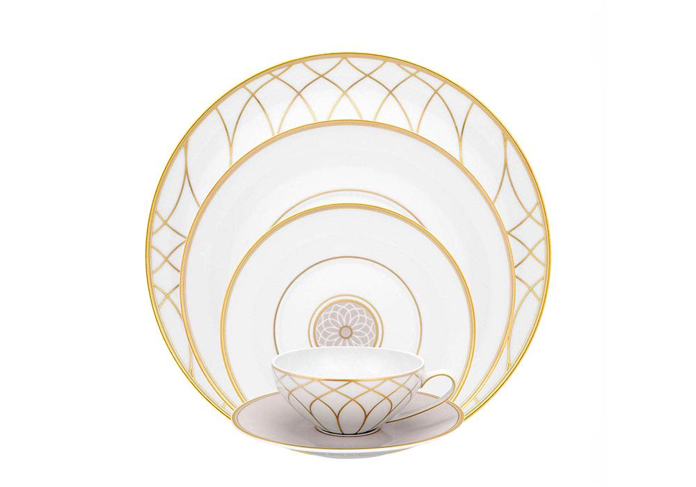 Vista Alegre Terrace Set of 5 Plate Pieces