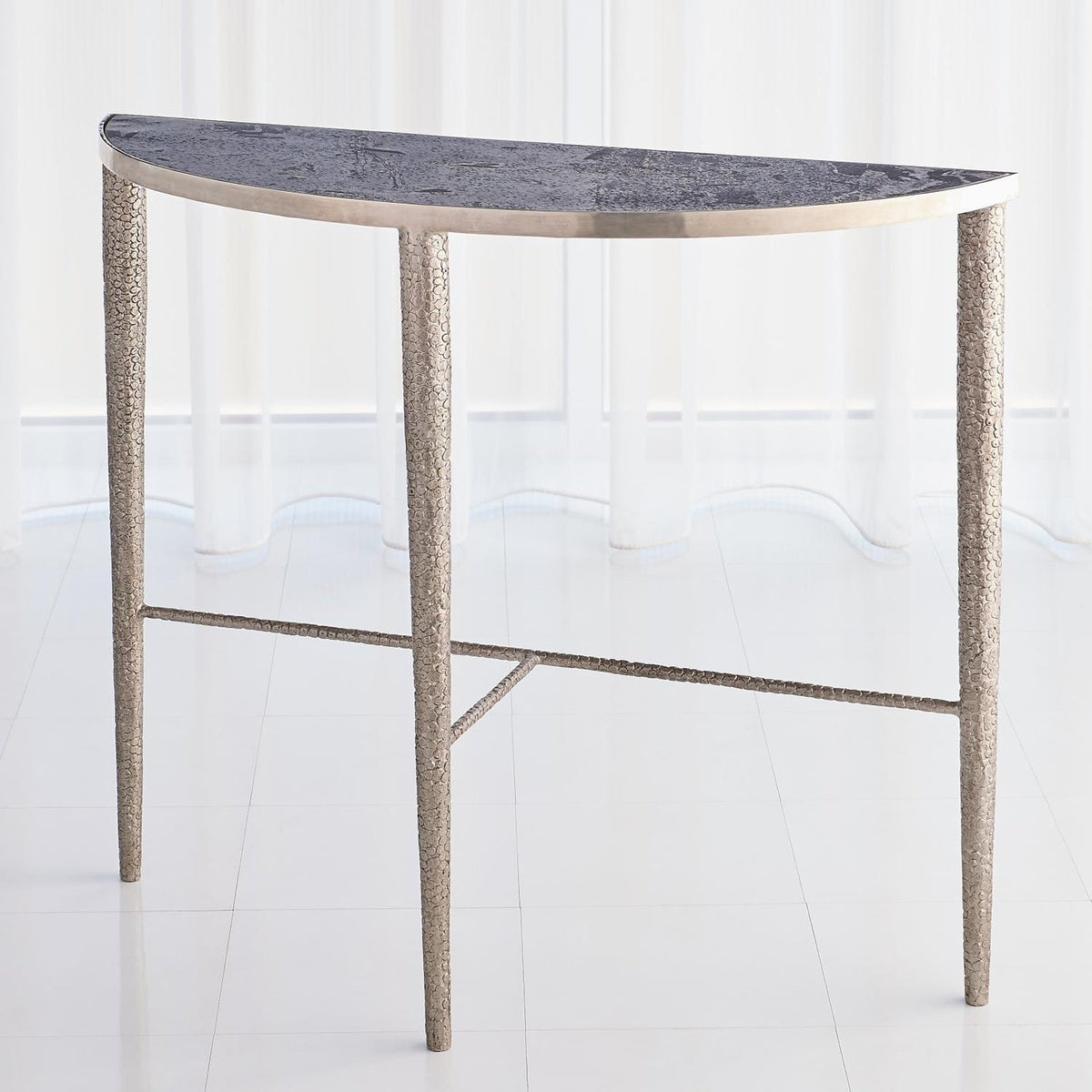 Global Views Hammered Console