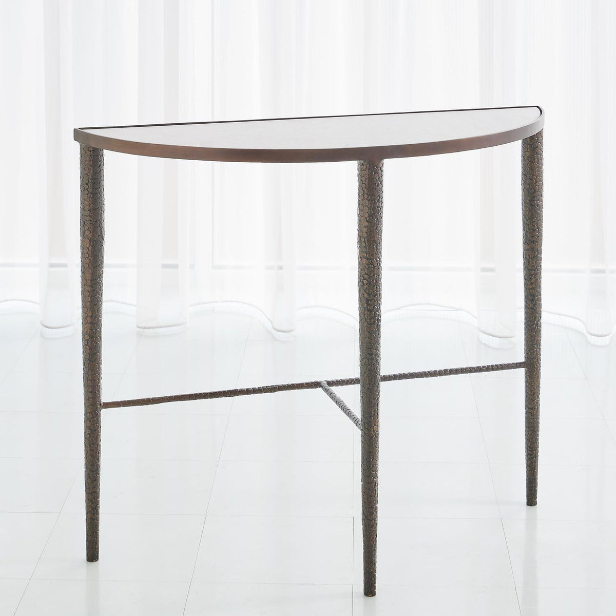 Global Views Hammered Console