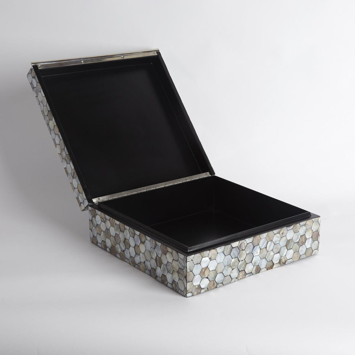 Global Views Mother Of Pearl Box
