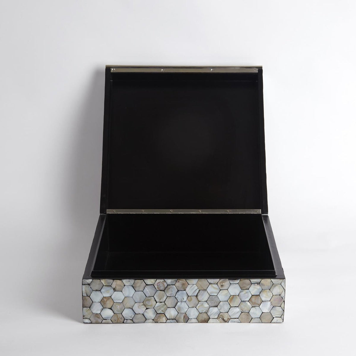Global Views Mother Of Pearl Box