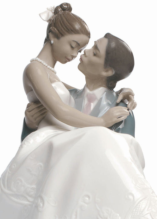 Lladro The Happiest Day Couple Figurine Type 357
