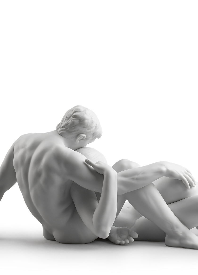 Lladro An everlasting moment Couple Sculpture