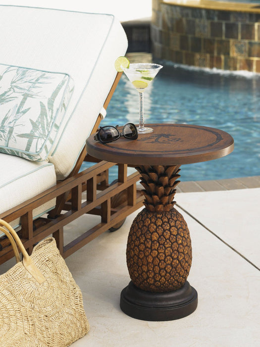 Tommy Bahama Outdoor Alfresco Living Pineapple Table