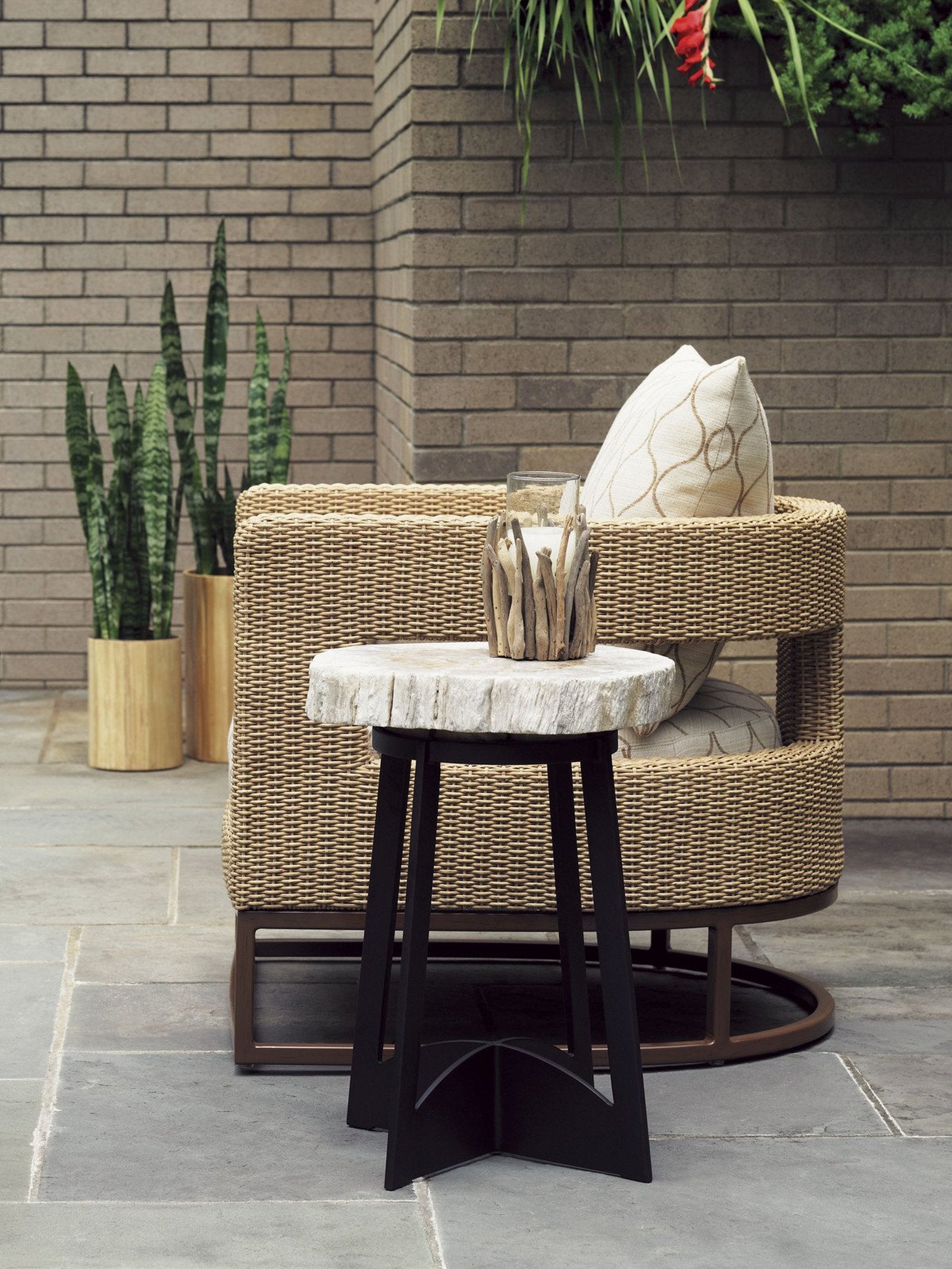 Tommy Bahama Outdoor Alfresco Living Petrified Wood Table