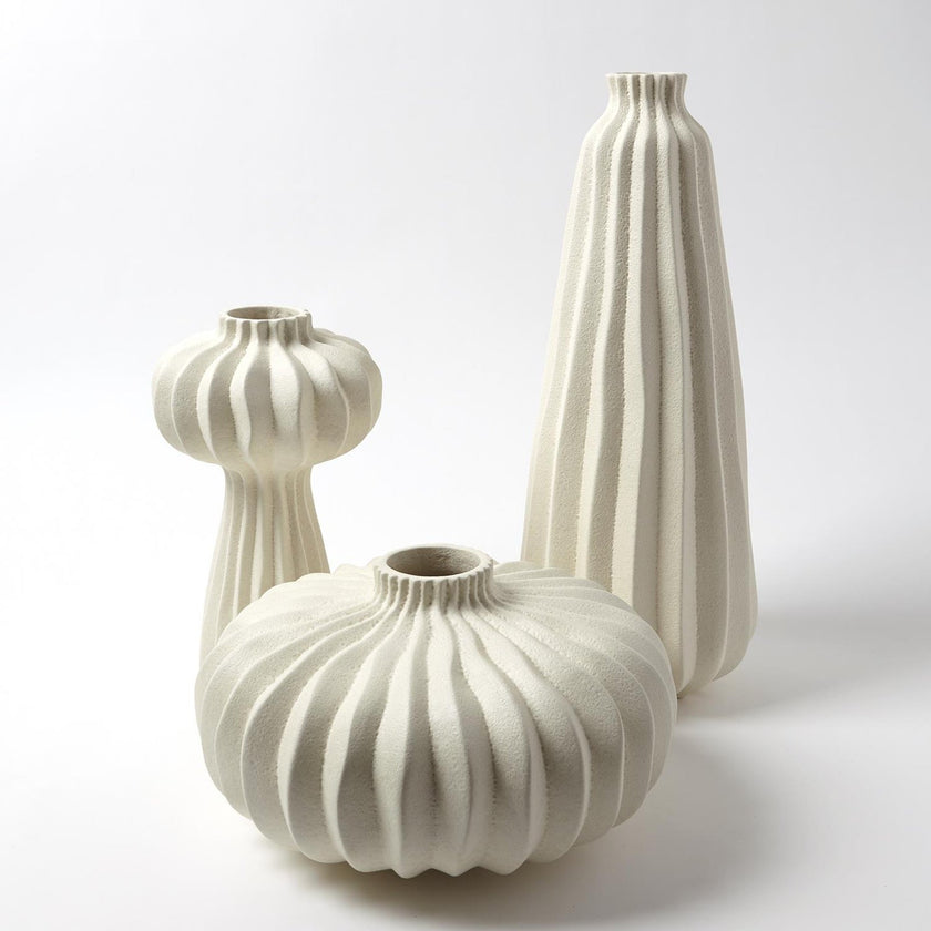 Global Views Lithos Vase