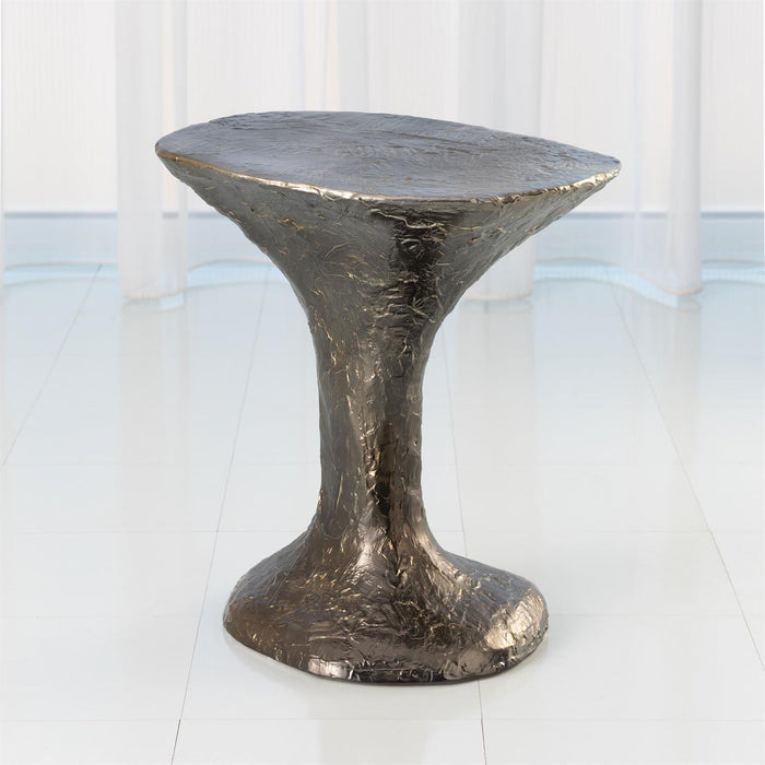 Global Views Primitive Accent Table