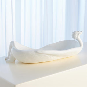 Global Views White La Femme Baignoire Sculpture