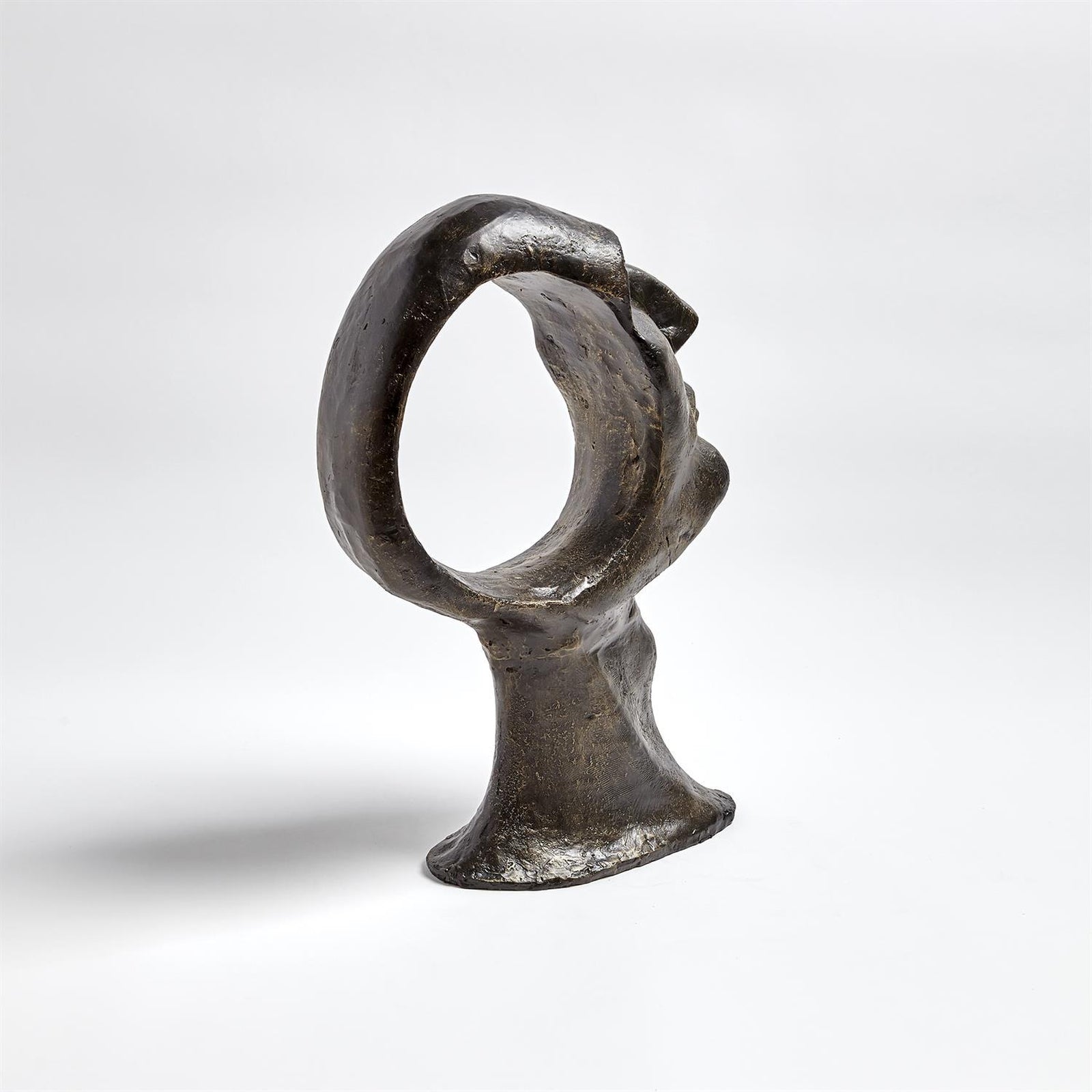 Global Views Hollow Head