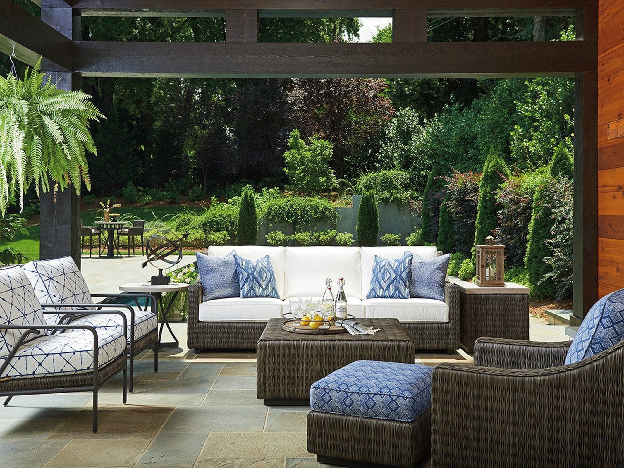 Tommy Bahama Outdoor Cypress Point Ocean Terrace Square Cocktail Table