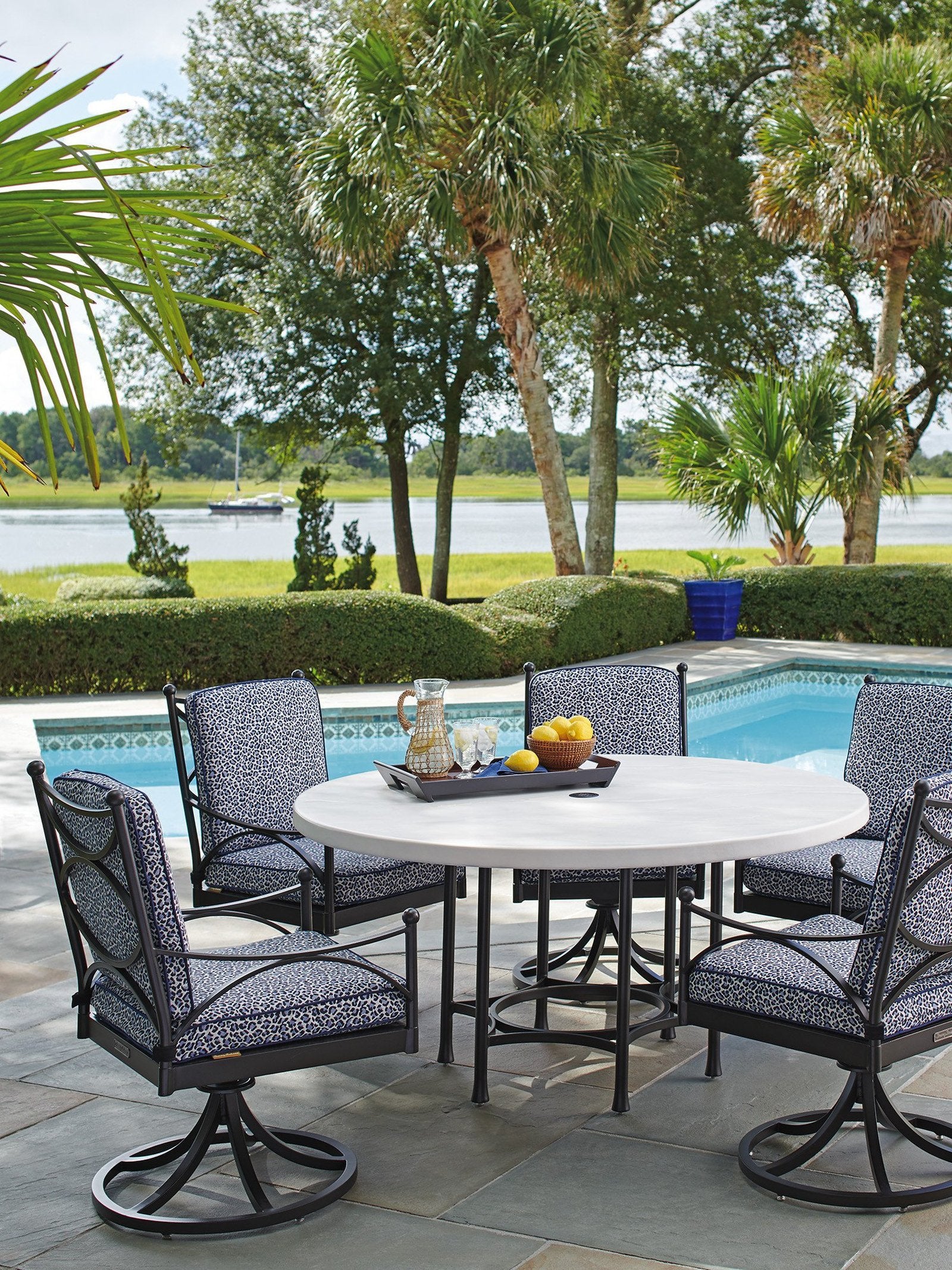 Tommy Bahama Outdoor Pavlova Swivel Rocker Dining Chair