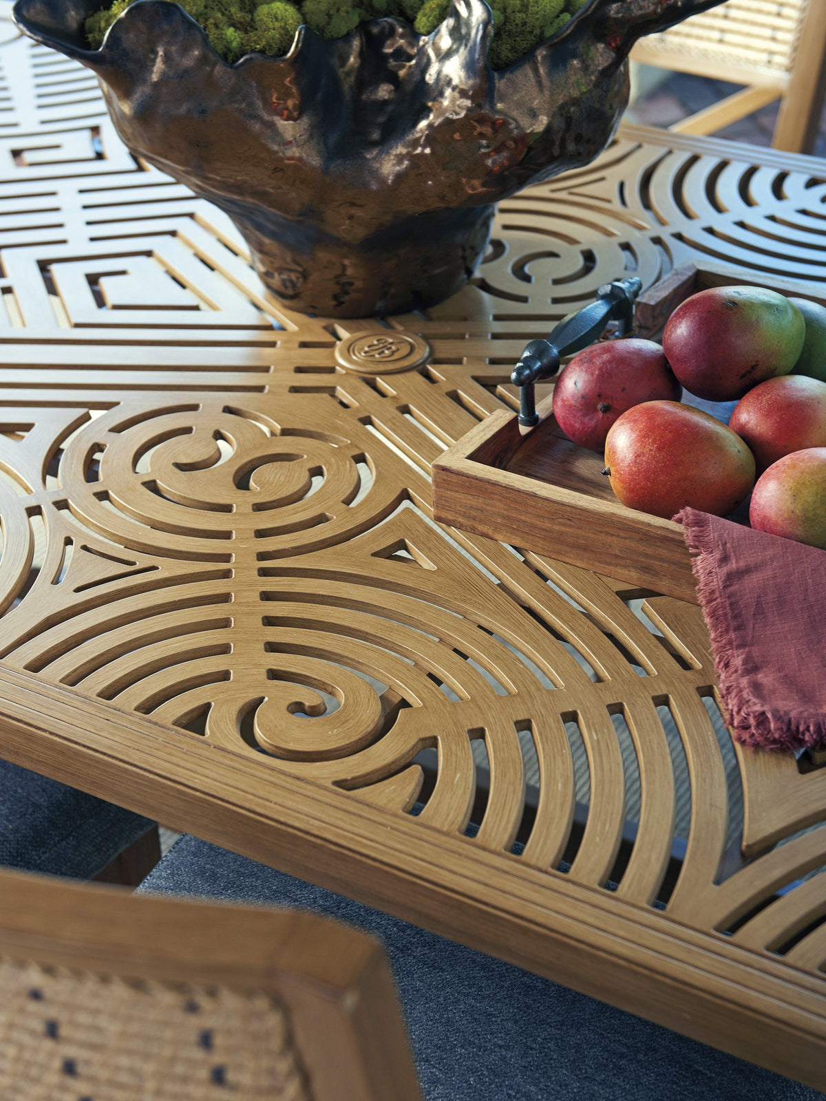 Tommy Bahama Outdoor Los Altos Valley View Rectangular Dining Table