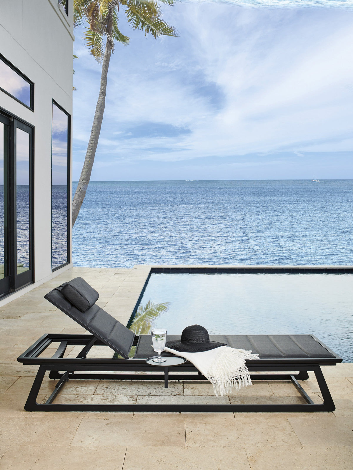 Tommy Bahama Outdoor South Beach Chaise Lounge