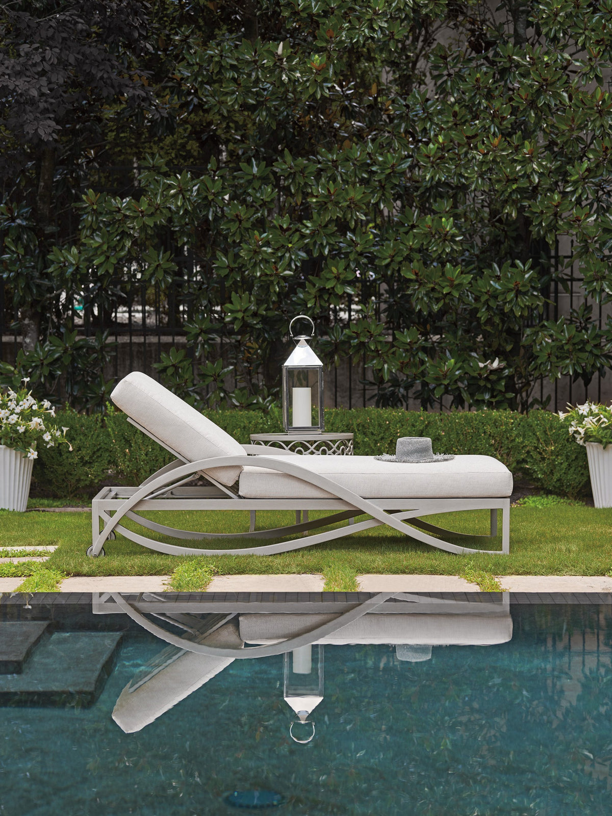 Tommy Bahama Outdoor Silver Sands Chaise