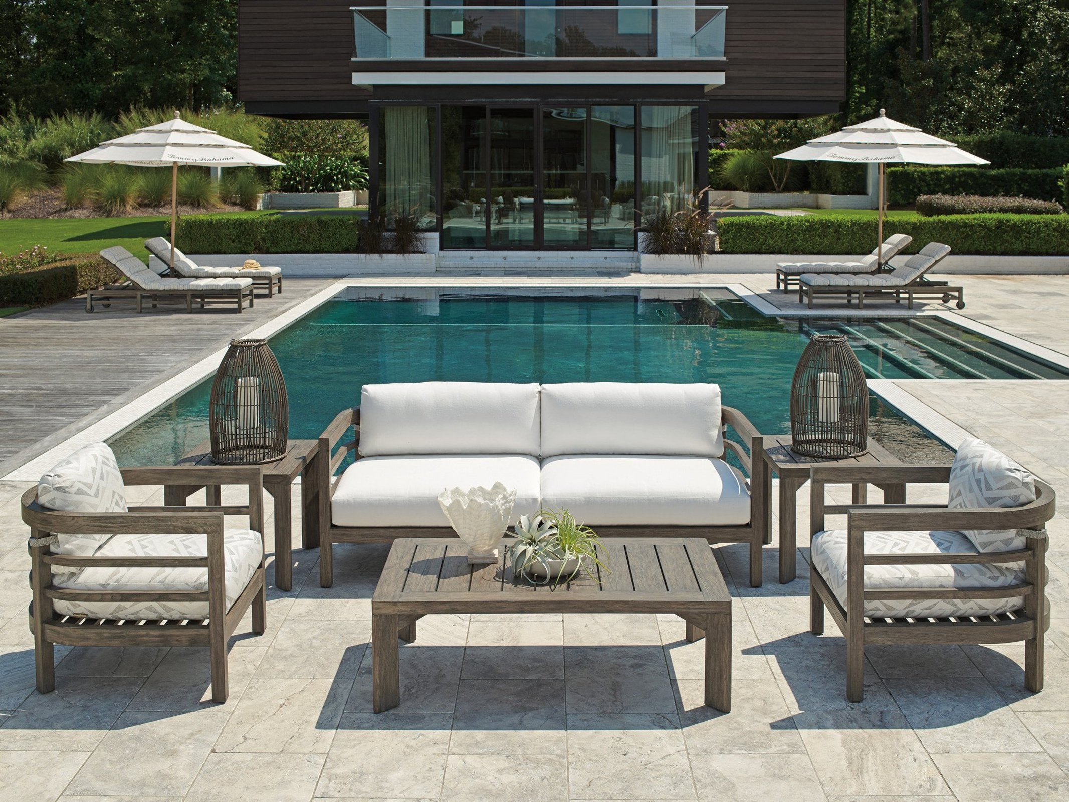 Tommy Bahama Outdoor La Jolla Sofa