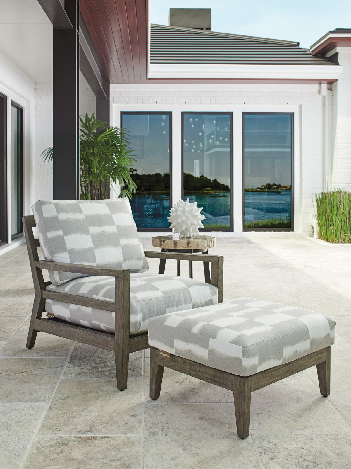 Tommy Bahama Outdoor La Jolla Ottoman