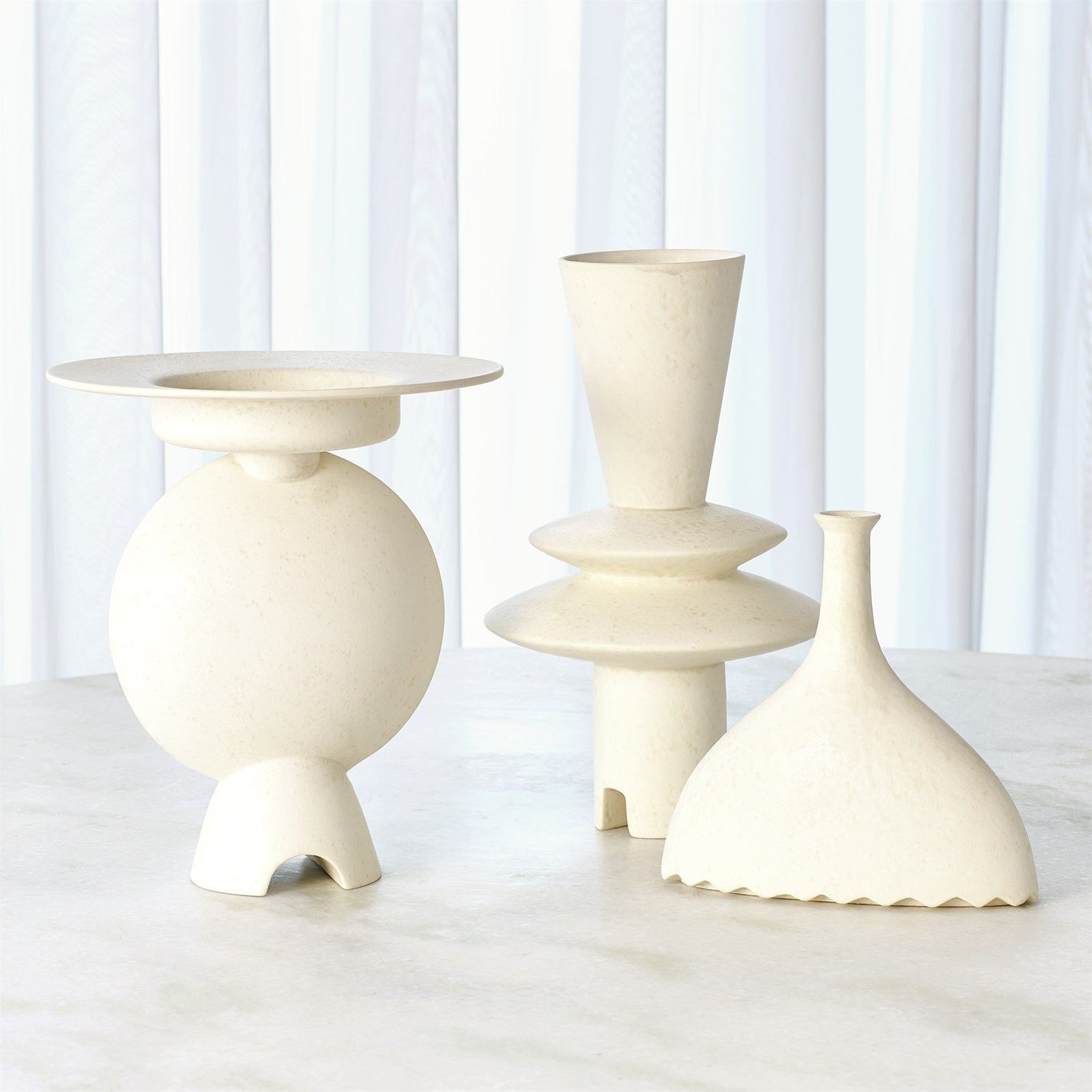 Global Views Noelle Geometric Vase