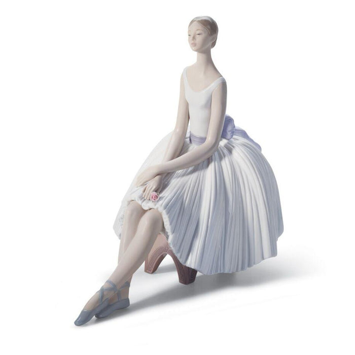 Lladro Refinement Ballet Woman Figurine