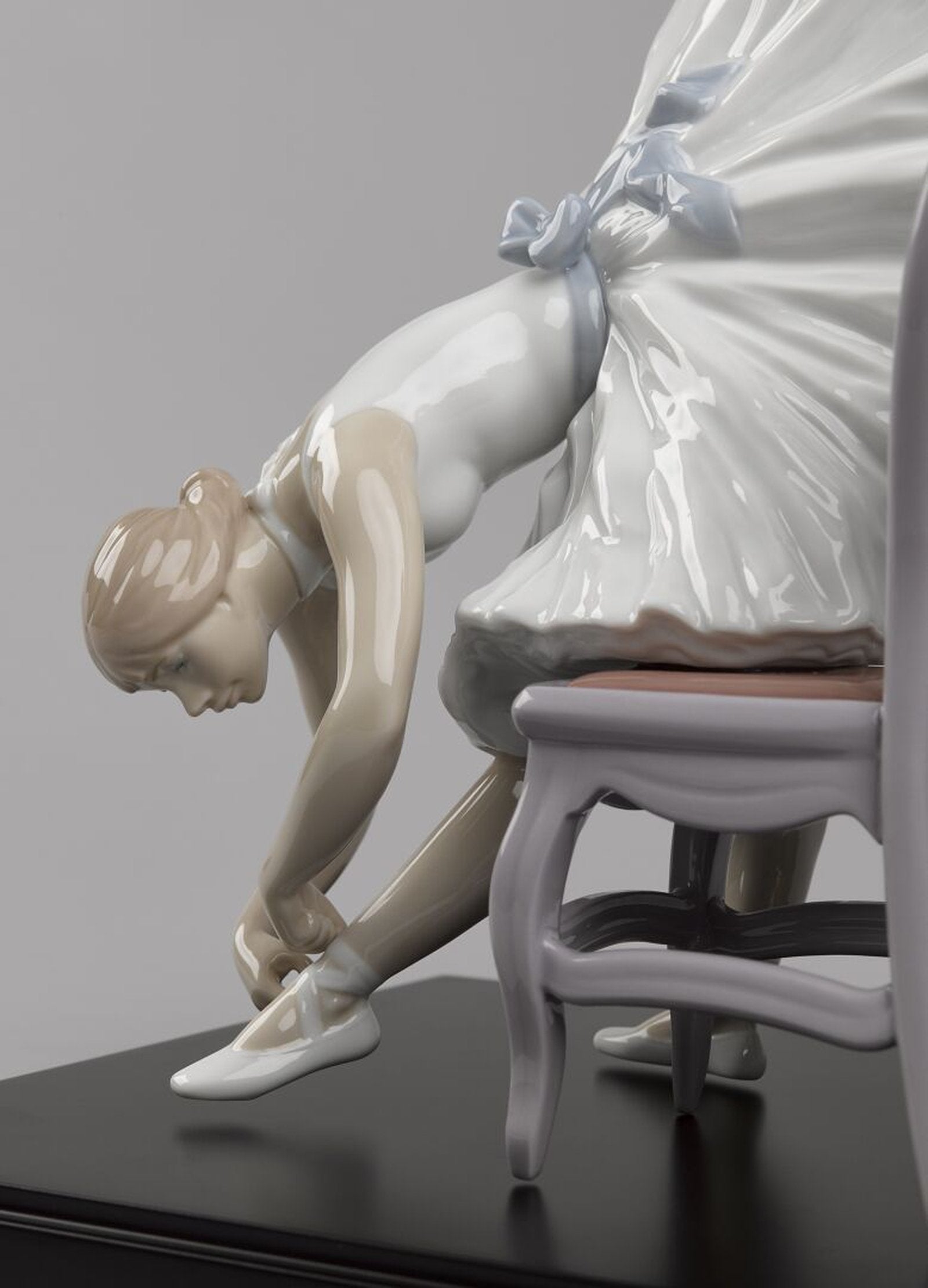 Lladro Backstage Ballet Figurine Limited Edition