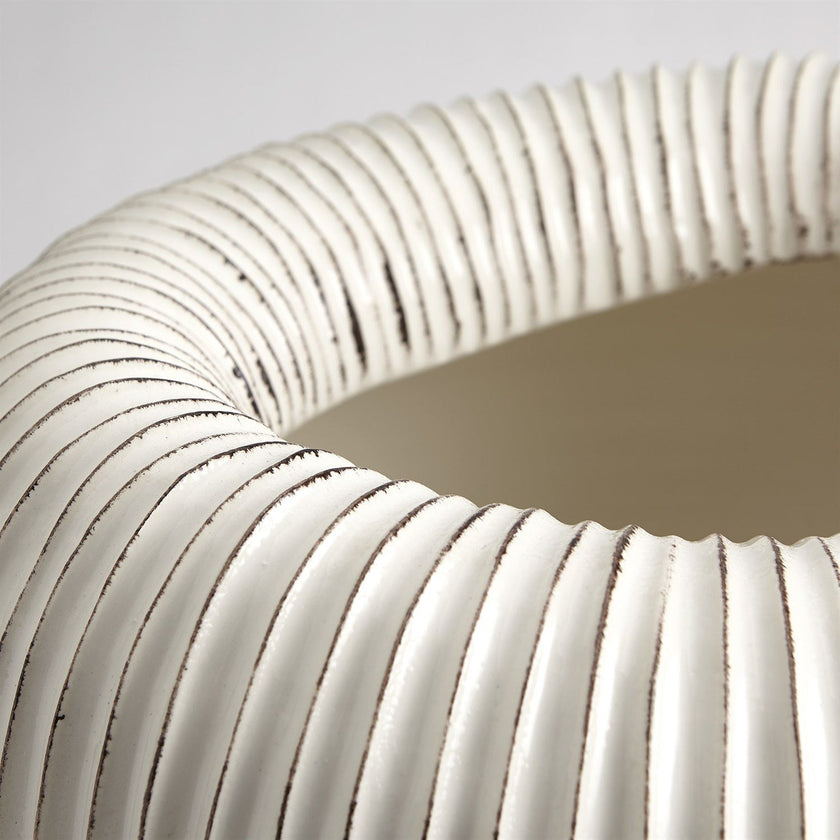 Global Views Ivory Brown Edge Baleen Cachepot