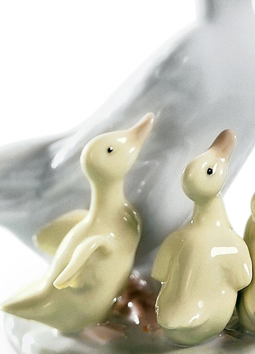 Lladro How Do You Do Duck Figurine