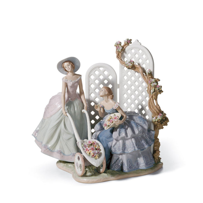 Lladro Garden of Romance Women Figurine Limited Edition