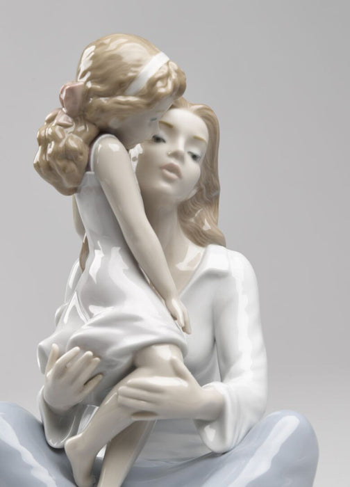 Lladro Mommy's Little Girl Mother Figurine