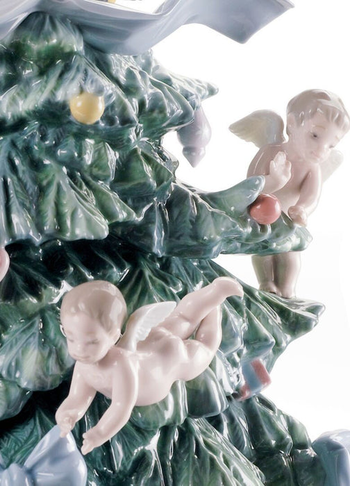 Lladro Great Christmas Tree Figurine Limited Edition