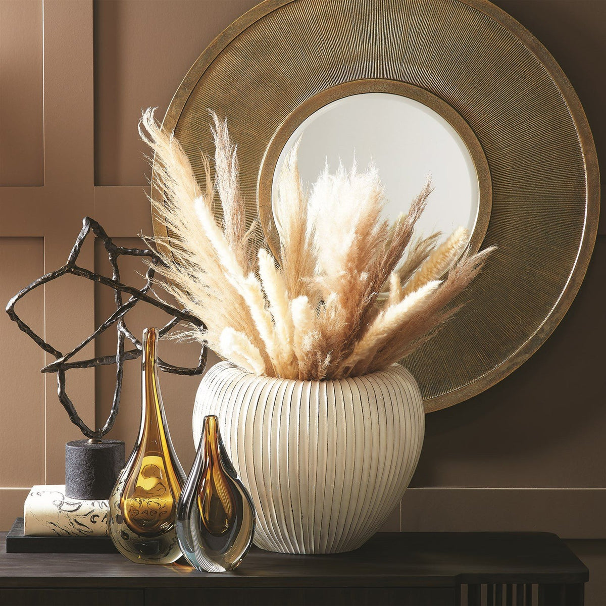 Global Views Ivory Brown Edge Baleen Cachepot