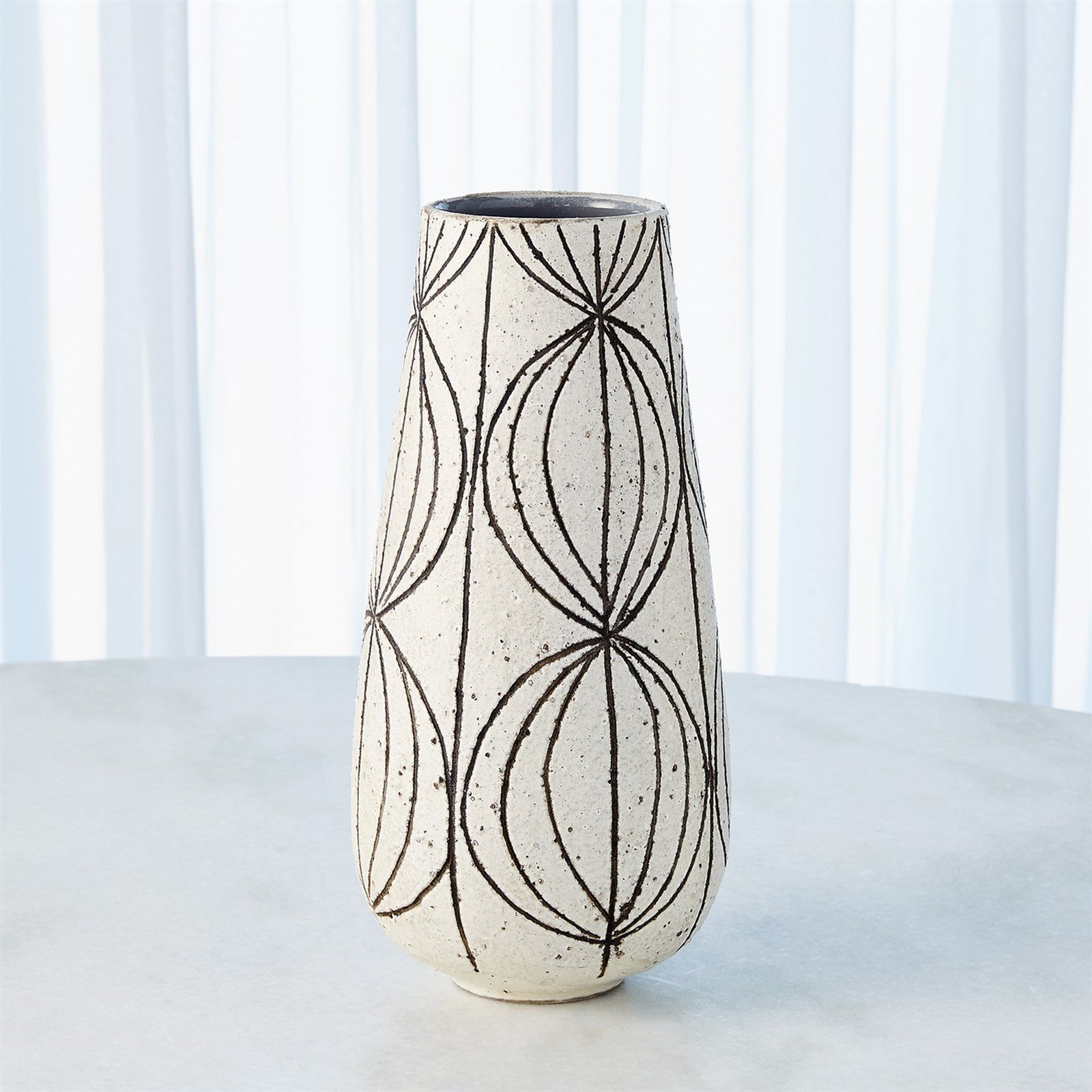 Global Views Grafiti Vase