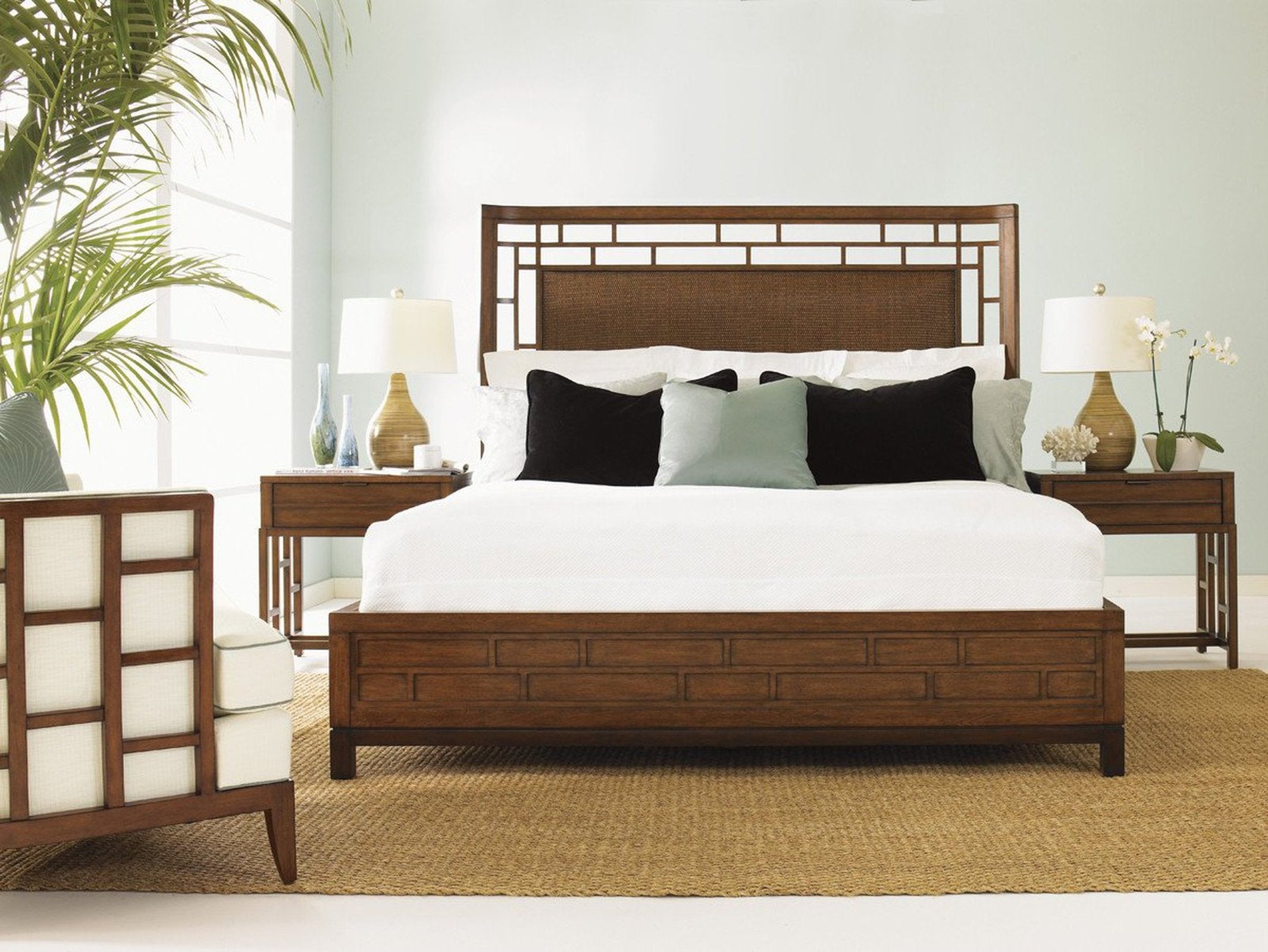 Tommy Bahama Home Ocean Club Paradise Point Bed