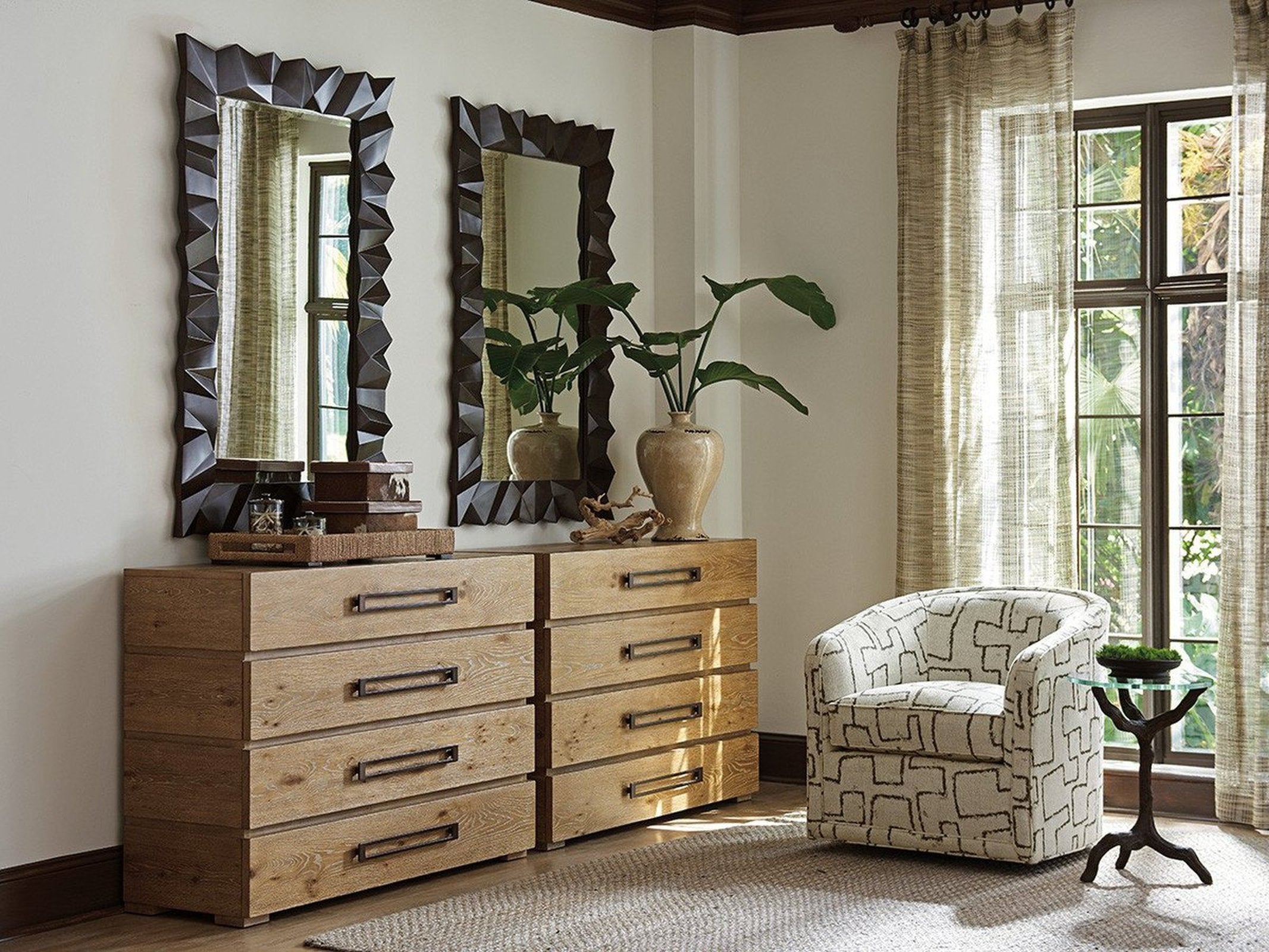 Tommy Bahama Home Los Altos Perth Single Dresser