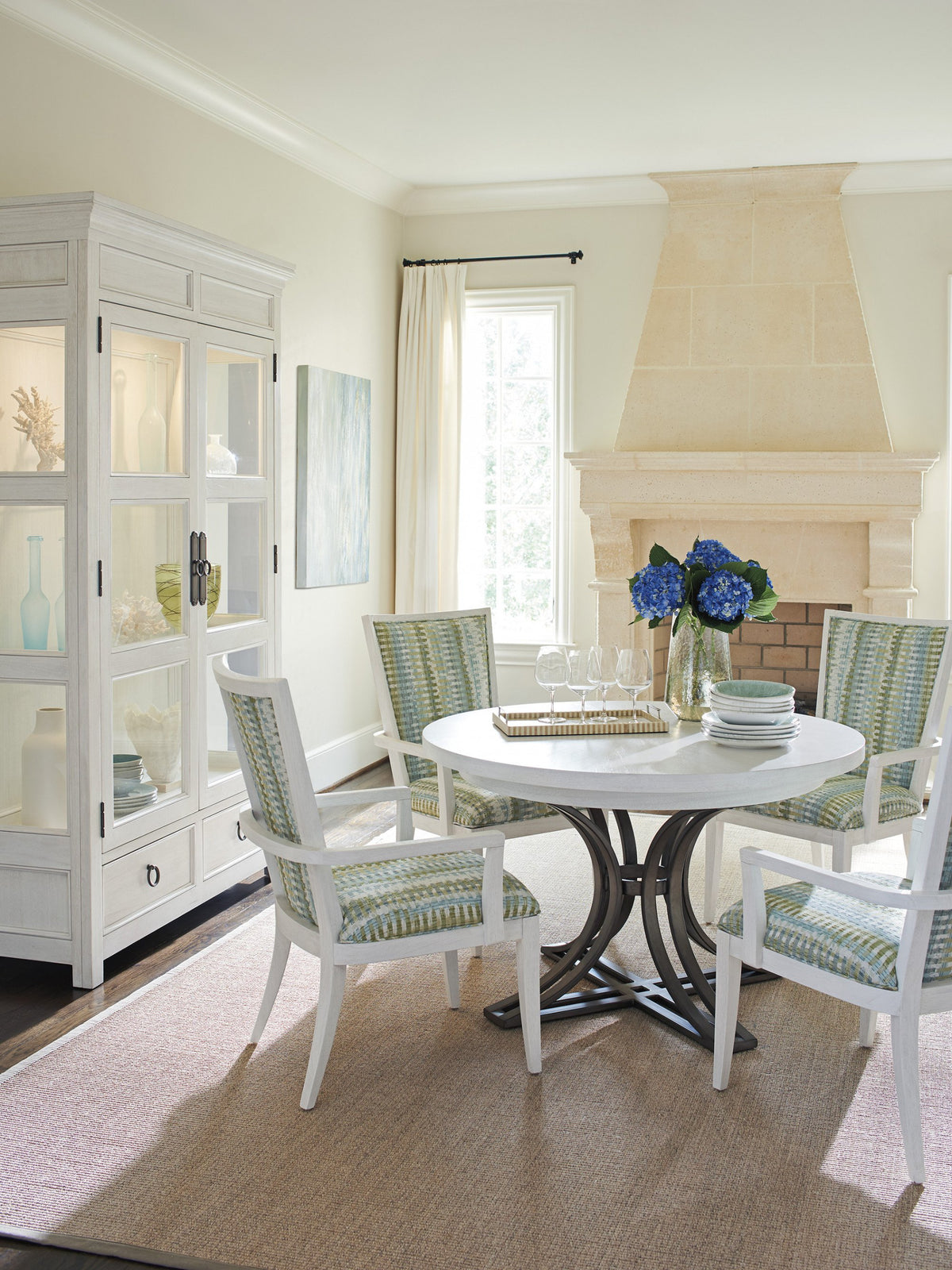 Tommy Bahama Home Ocean Breeze Marsh Creek Round Dining Table
