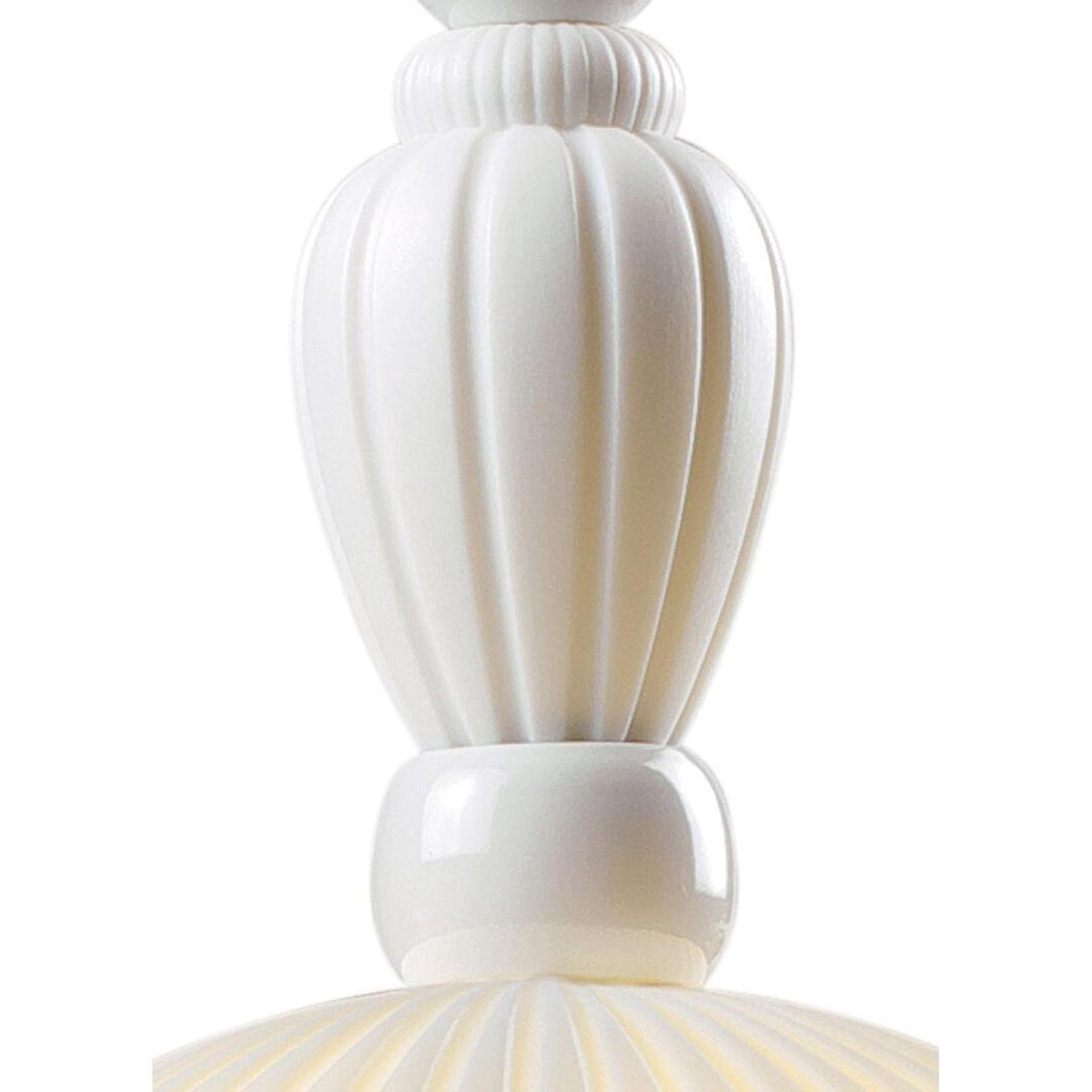 Lladro Mademoiselle Elisabeth Table Lamp (US)