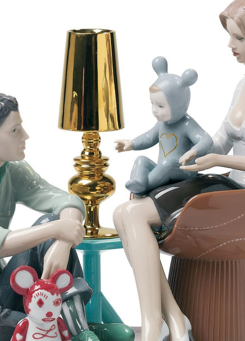 Lladro The Family Portrait Figurine By Jaime Hayon