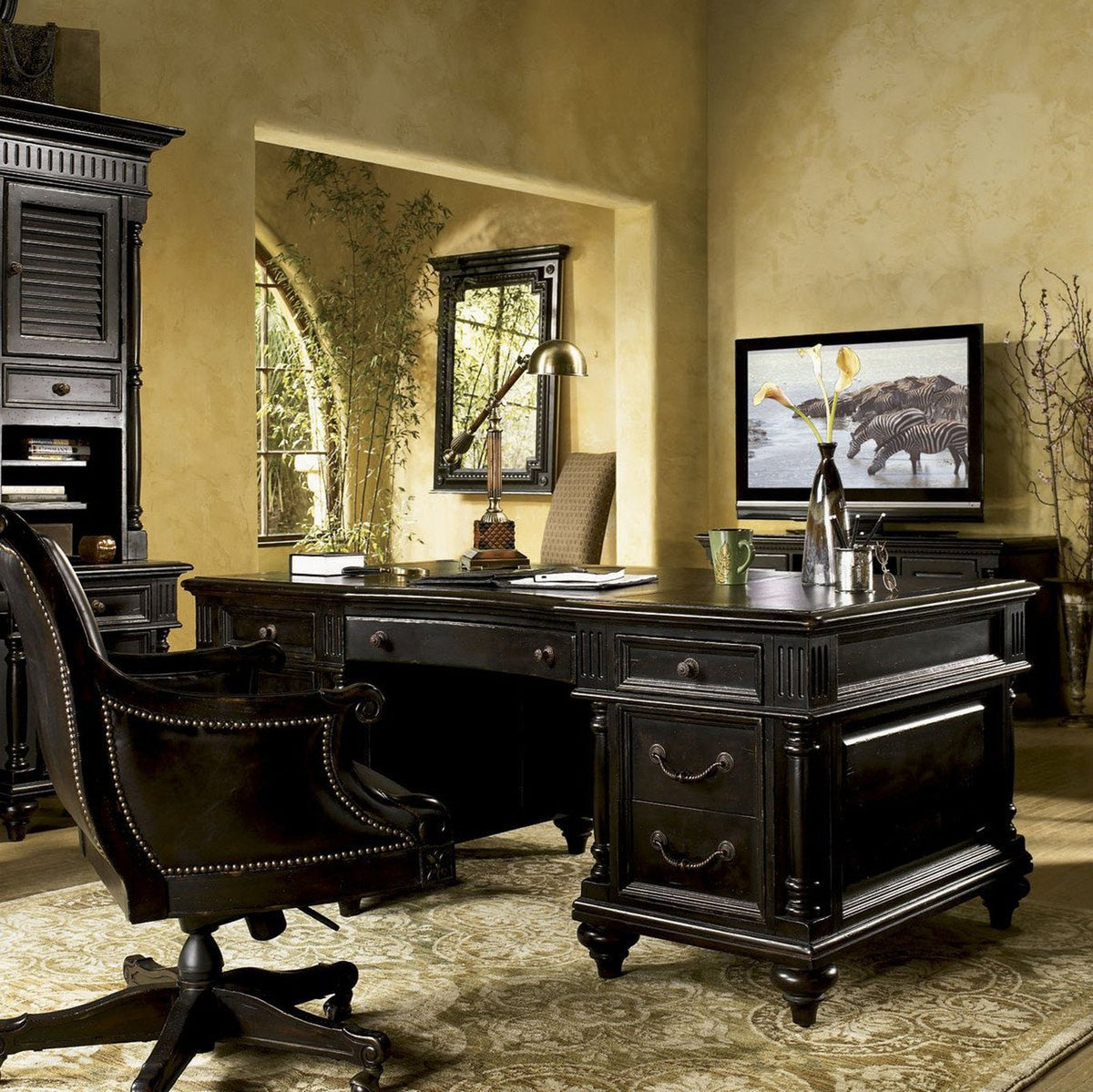 Tommy Bahama Home Kingstown Admiralty Desk Chair