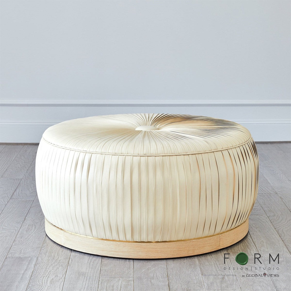 Citizen Artist for Global Views Colette Ottoman