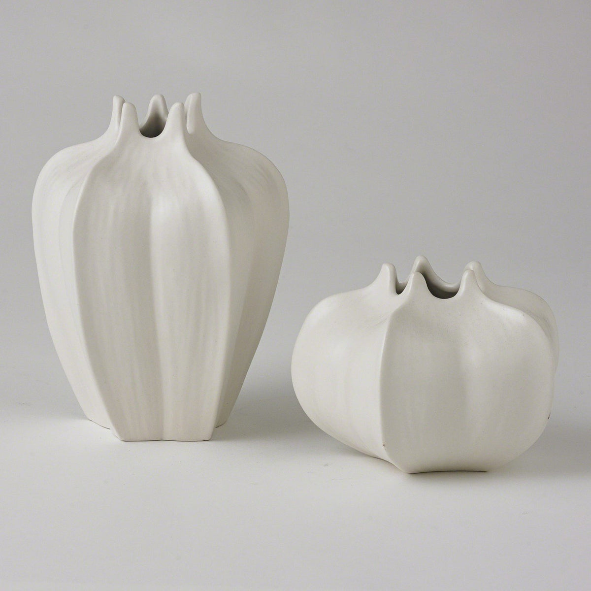 Global Views Mini Star Fruit Vase
