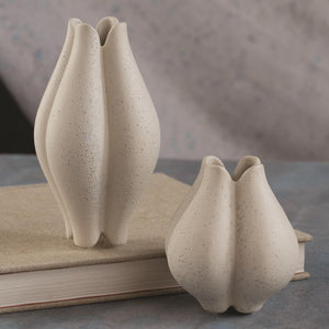 Global Views Mini Pond Vase