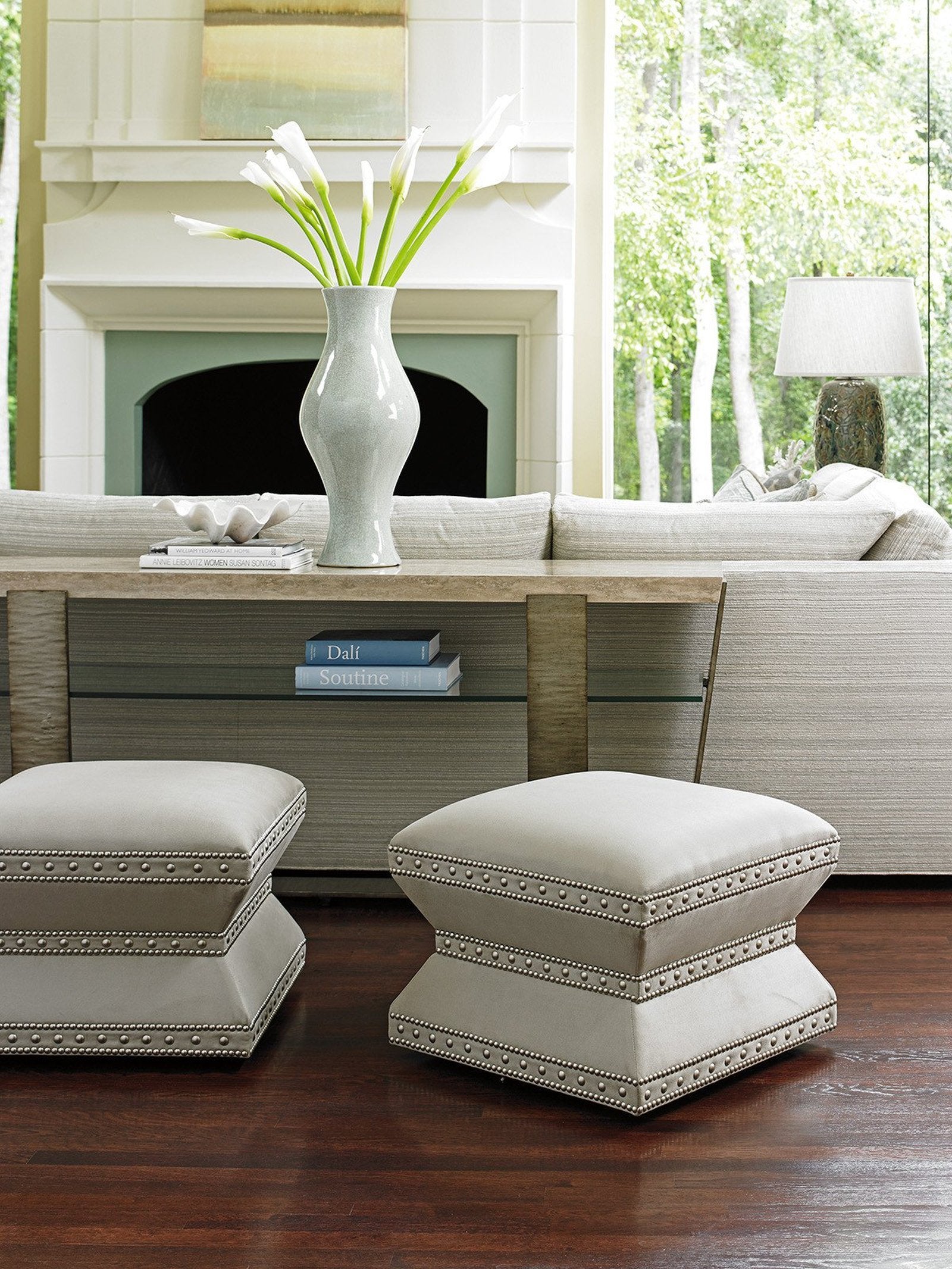 Lexington Wheatley Ottoman