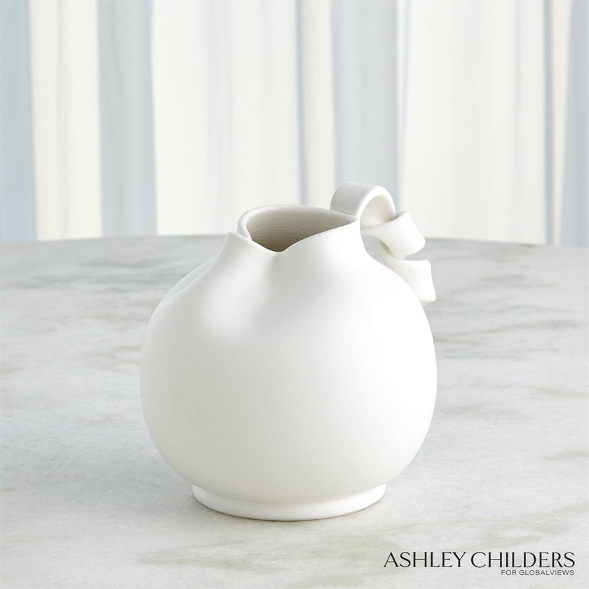 Global Views White Curt Pitchers