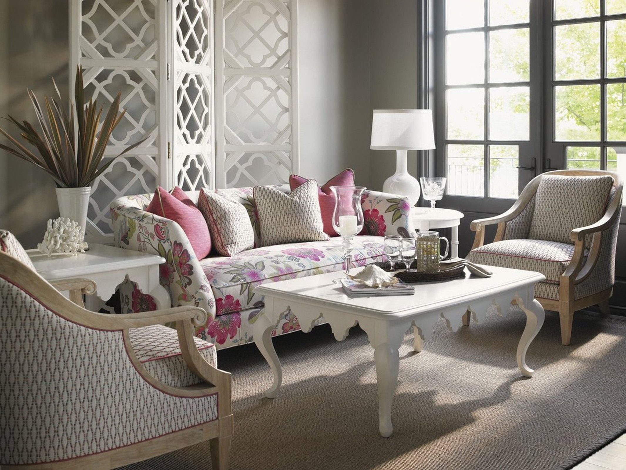 Tommy Bahama Home Ivory Key Swan Island Sofa