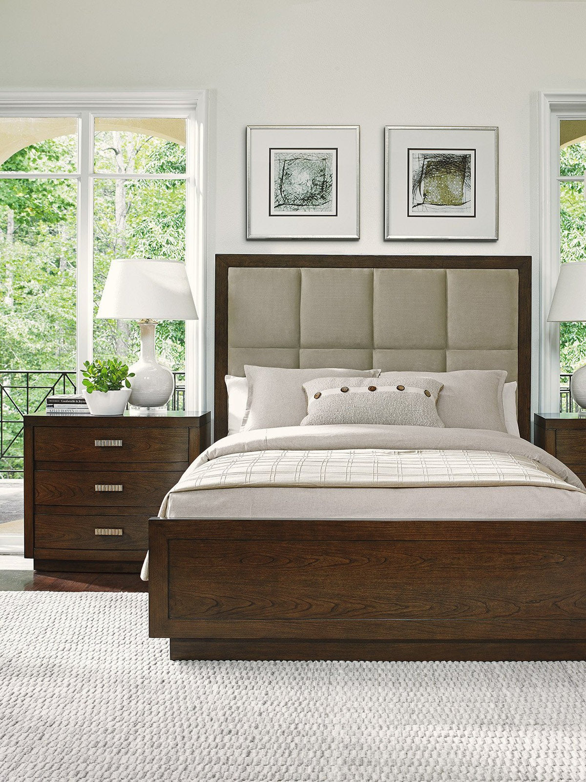 Lexington Laurel Canyon Casa Del Mar Upholstered Queen Bed