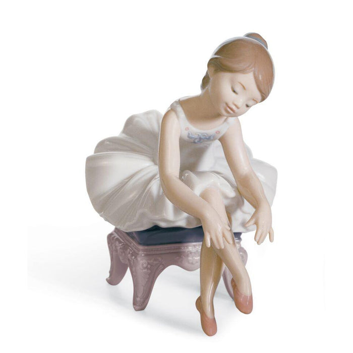 Lladro Little Ballerina I Girl Figurine