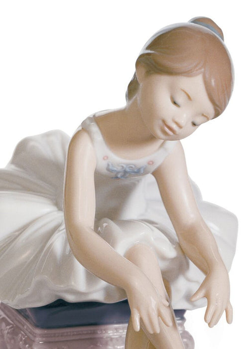 Lladro Little Ballerina I Girl Figurine