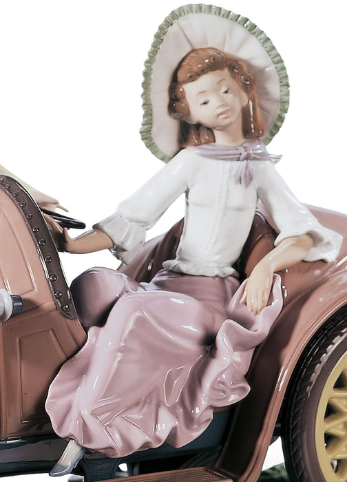 Lladro Young Couple with Car Sculpture Limited Edition