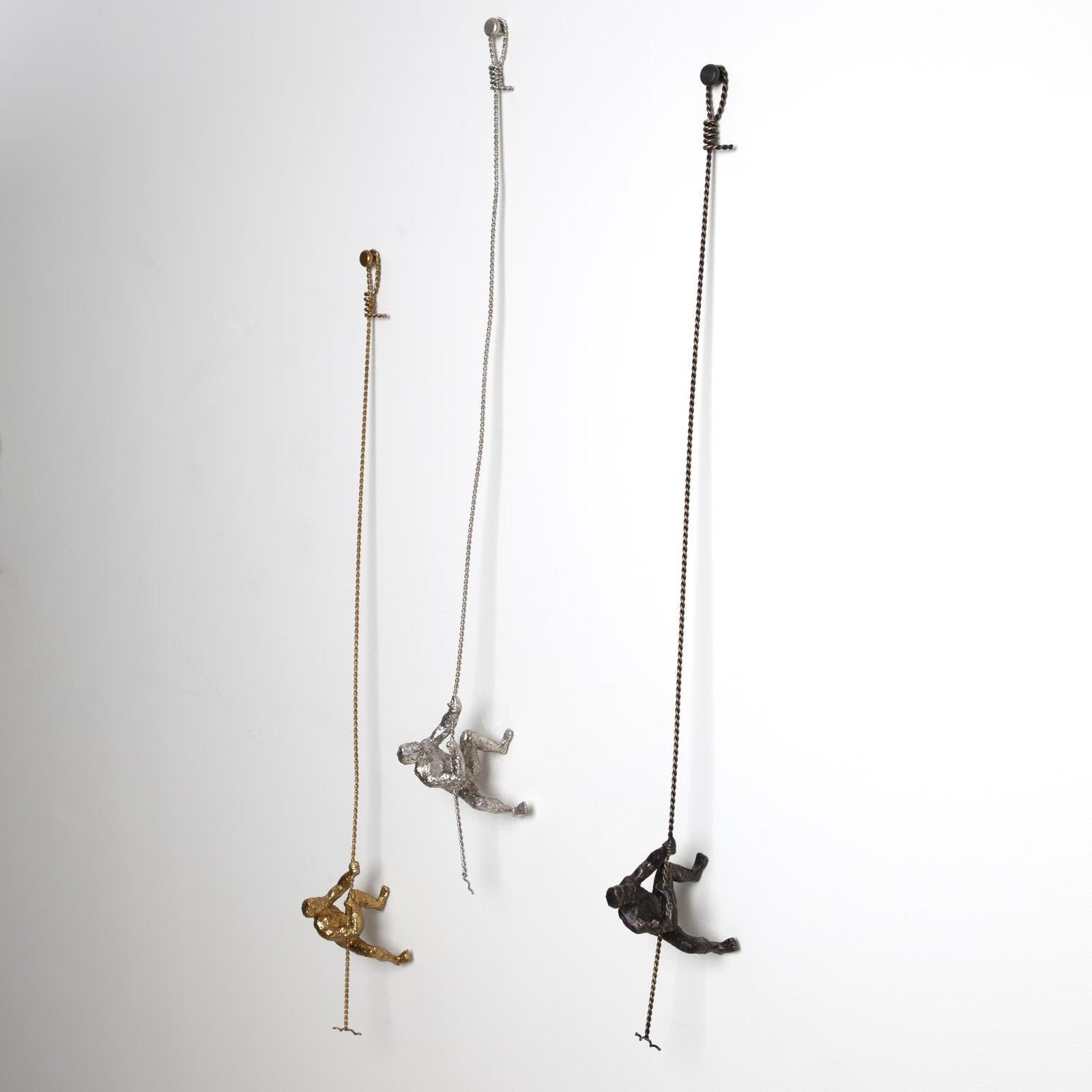 Global Views Climbing Wall Mounted